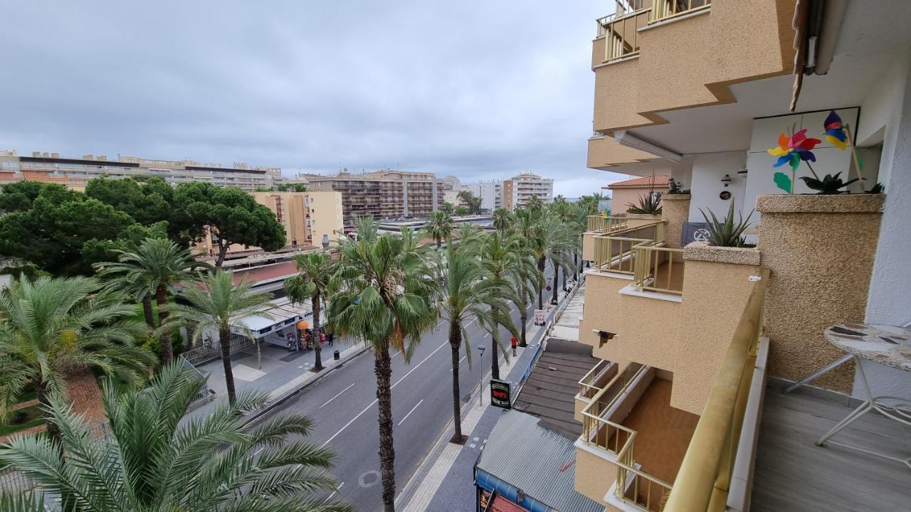 TuristMar - Acogedor apartamento a solo 50m de la Playa, Salou Exterior foto